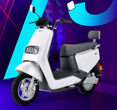 智能時(shí)代的新選擇 新日、臺(tái)鈴發(fā)布長(zhǎng)續(xù)航智能電動(dòng)車，引領(lǐng)騎行新體驗(yàn)